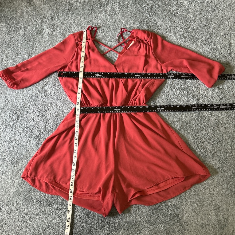 Monteau Los Angeles Burnt Orange Lattice Shoulder Romper Size Medium - Picture 8 of 8